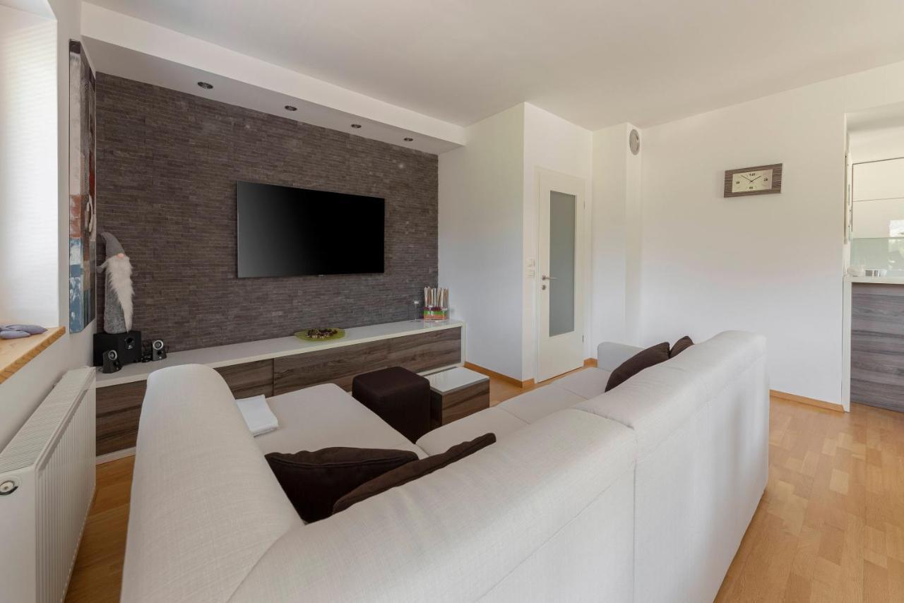 Sunee Apartment Kranjska Gora Exterior photo